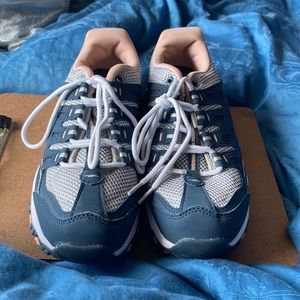 Avia sneakers, worn twice.